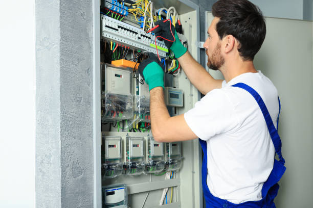 Best Electrical Contractors for Businesses  in Bowling Green, OH